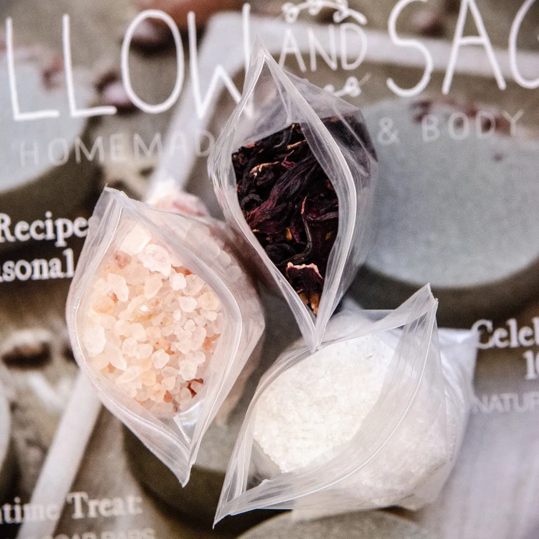 Willow and Sage Hibiscus Salts badesalt sett med blad