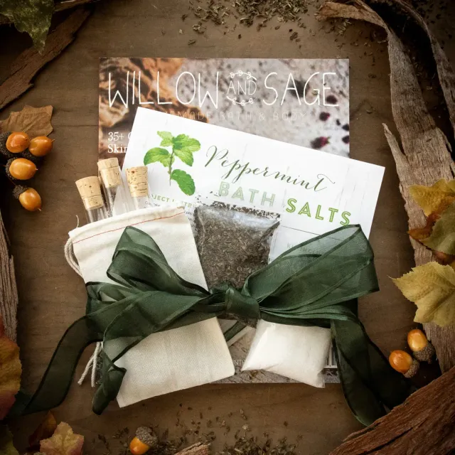 Stampington Willow and Sage Peppermint Self-Care kit mynte