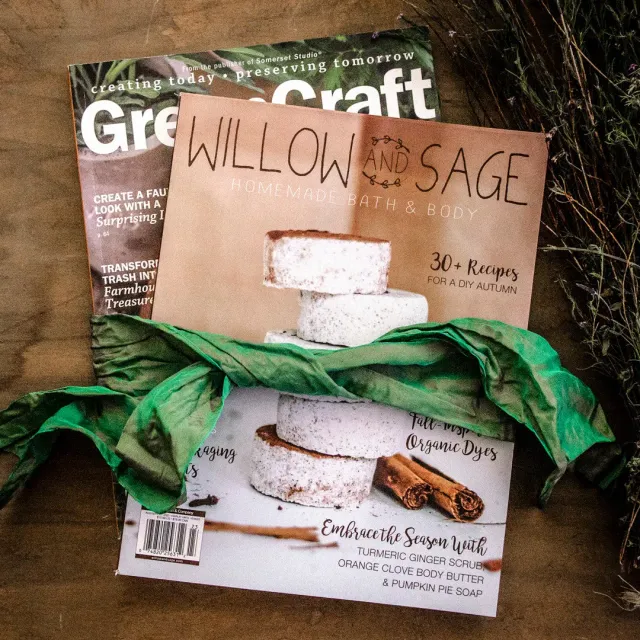 Stampington She-Makes Green Gift Bundle 2 blad DIY