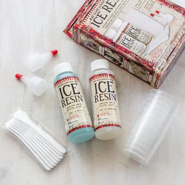 Stampington Ice Resin 8 oz kit smykkestøp