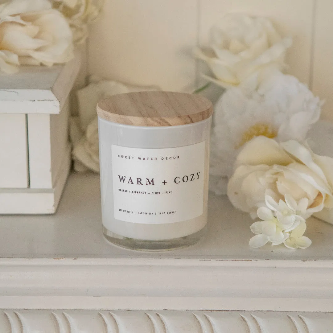 Sweet Water Decor Warm + Cozy duftlys 11 oz – soya
