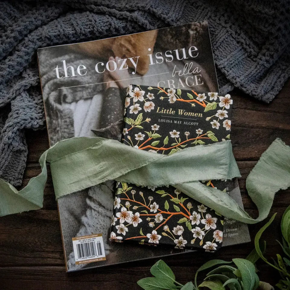 Stampington Cozy Issue Volume 5 pakke blad og Little Women bok