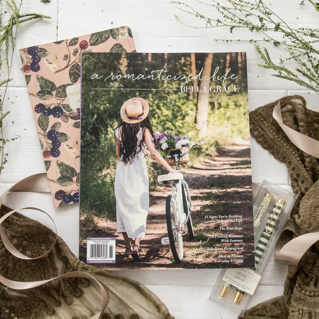 Stampington Bella Grace Romancing Summer Bundle blad med penn