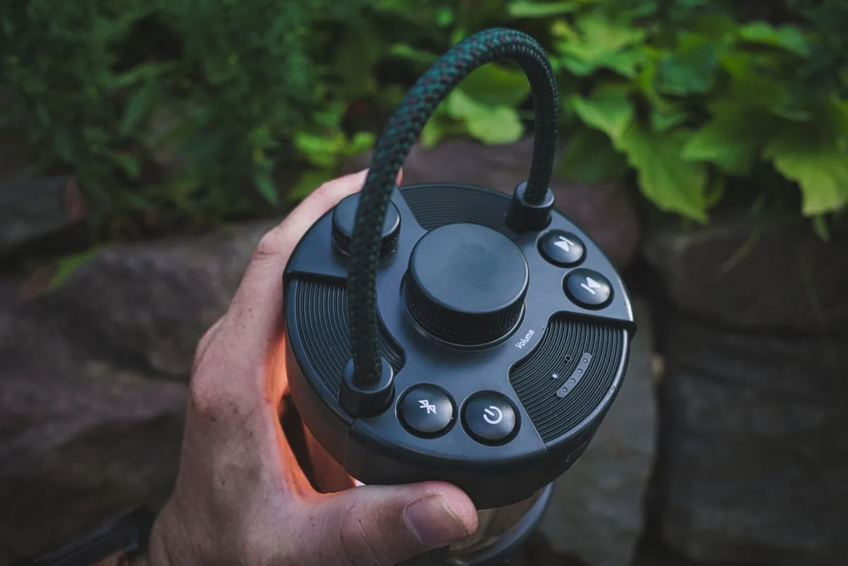 RadioTimes Woodland Glow Green høyttaler med lampe IPX6