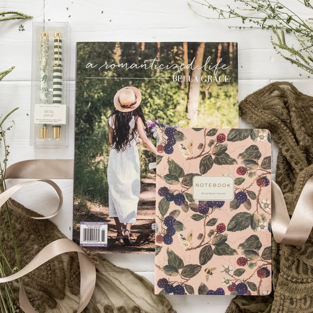 Stampington Bella Grace Romancing Summer Bundle blad med penn