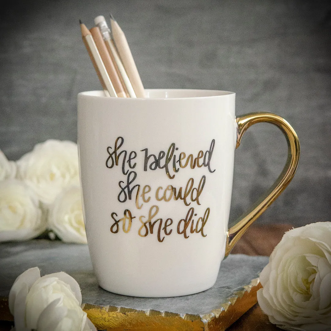 Sweet Water Decor She Believed She Could So She Did krus hvit gull 473 ml