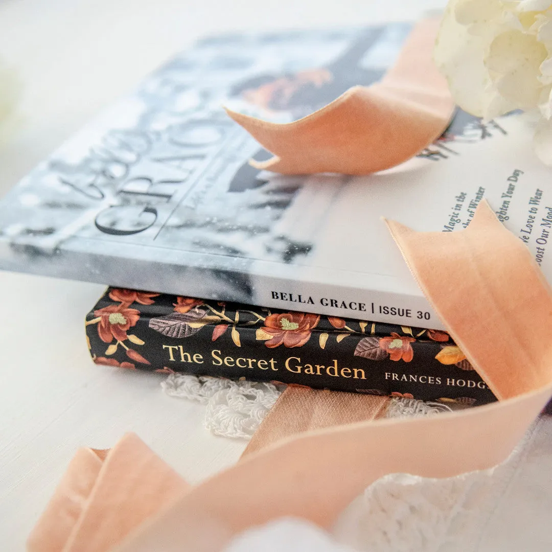 Stampington Bella Grace 30 gavepakke Secret Garden bok
